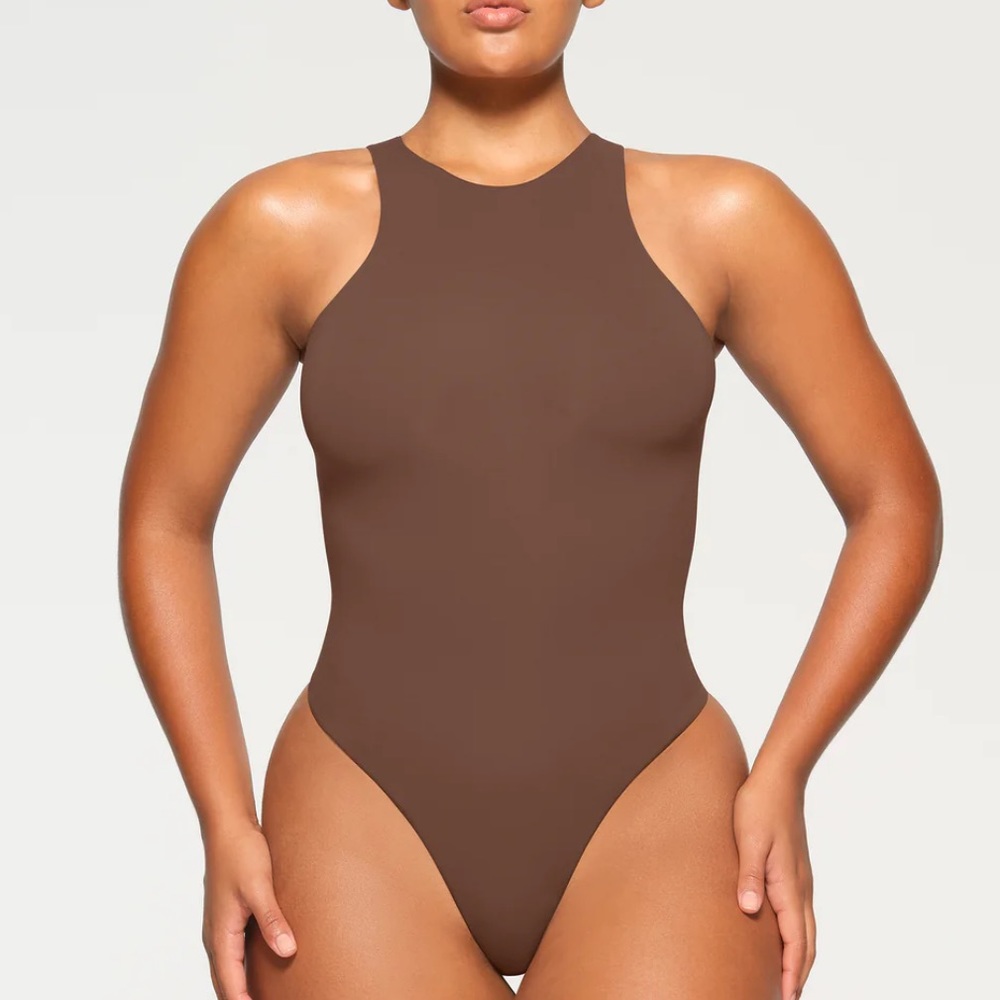 NWT Skims Fits Everybody High Neck Bodysuit in‎ Oxide